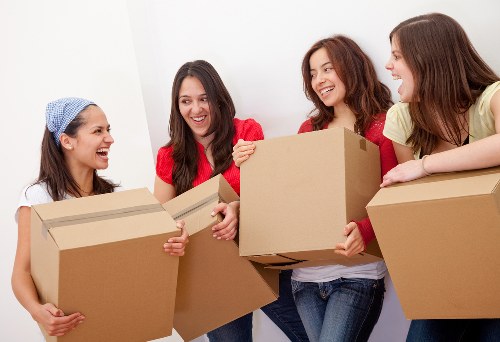 Local moving team providing reliable transport support in Clapham